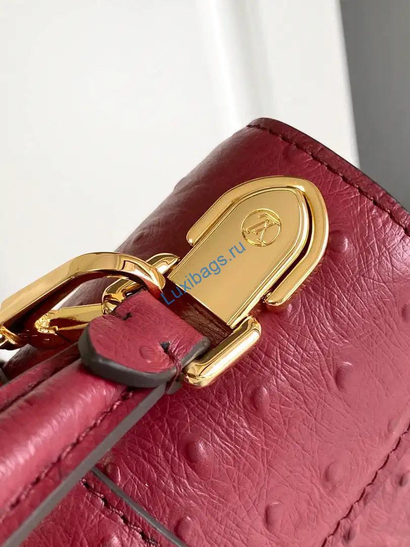 lv m87106 louis vuitton ostrich rose des vents mini wine red 5 LV M87106 Louis Vuitton Ostrich Rose Des Vents Mini Wine Red | lv m87106 louis vuitton ostrich rose des vents mini purple 60