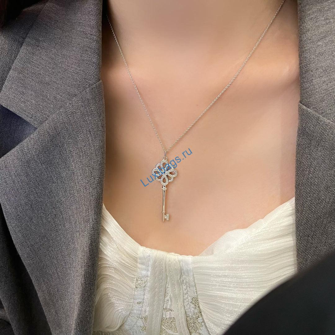 Tiffany-keys-knot-key-pendant-GRP09002-white gold | tiffany keys knot key pendant grp09002 white gold 2