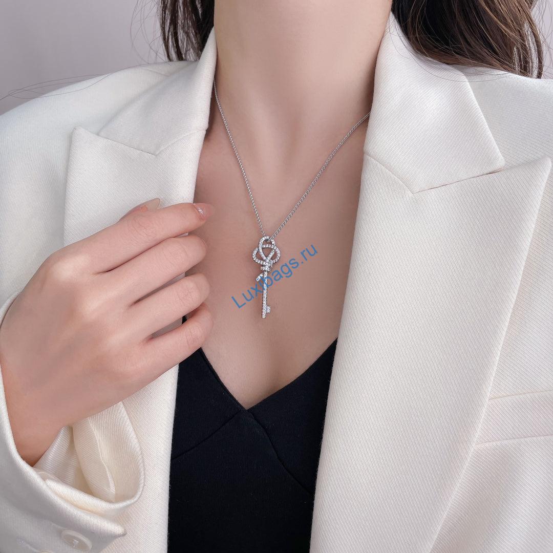 Tiffany-keys-medium-key-pendant-72984188 white gold | tiffany keys medium key pendant 72984188 white gold 4