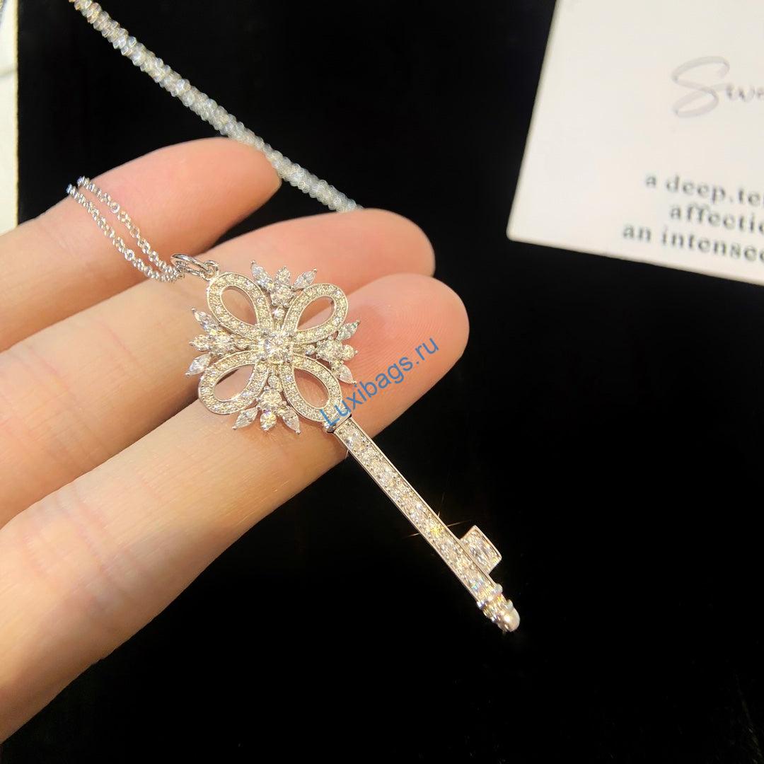 tiffany-victoria-key-pendant-GRP08649 white gold | tiffany victoria key pendant grp08649 white gold 4