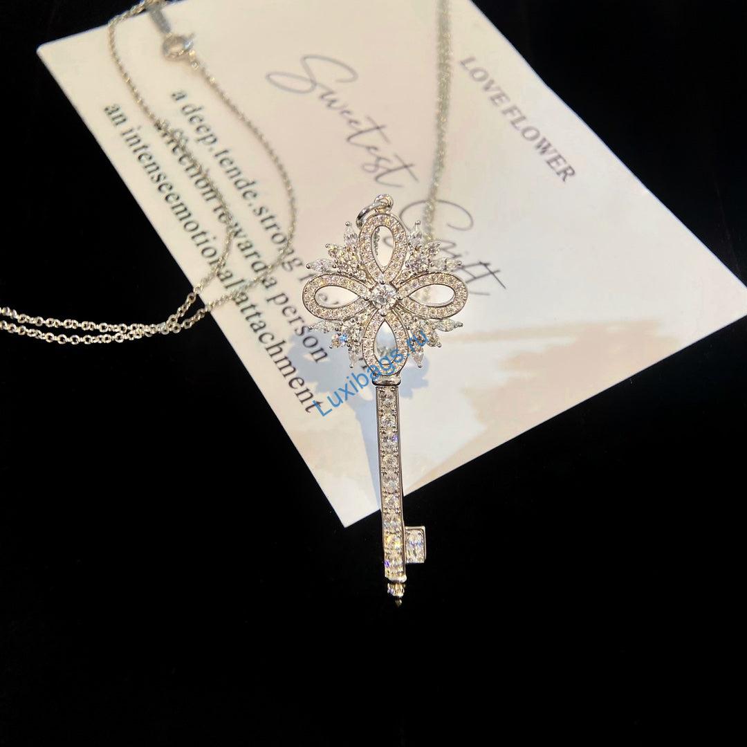 tiffany-victoria-key-pendant-GRP08649 white gold | tiffany victoria key pendant grp08649 white gold 5