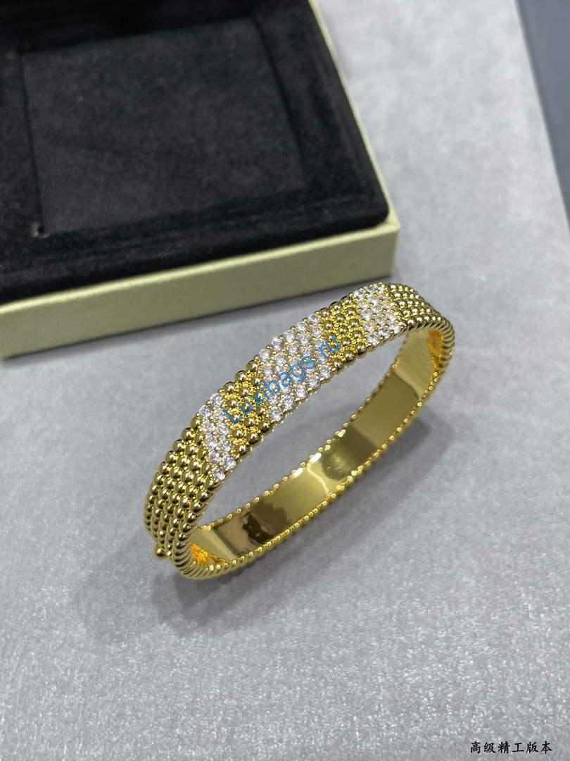 Van Cleef & Arpels Perlée diamonds bracelet, 5 rows VCARPFYE00 yellow gold | van cleef arpels perlee diamonds bracelet 5 rows vcarpfyfe0 yellow gold 2
