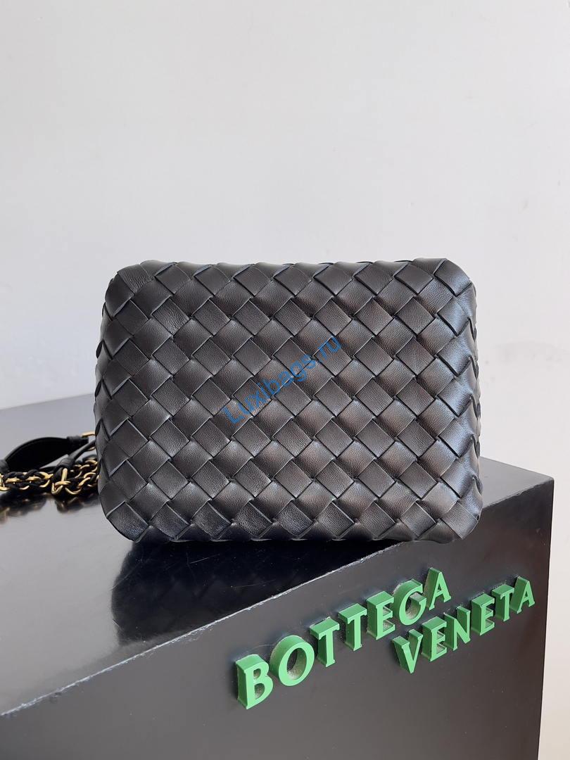 Bottega Veneta BV 817175V4SC59104 Small Parachute Chain Black | bottega veneta bv 817175v4sc59104 small parachute chain 021