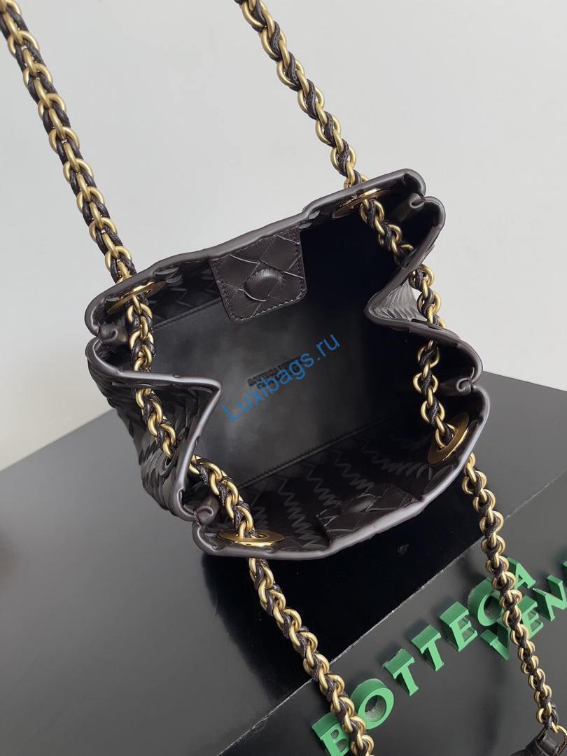 bottega veneta bv 817175v4sc59104 small parachute chain dark brown 8 Bottega Veneta BV 817175V4SC59104 Small Parachute Chain Dark Brown | bottega veneta bv 817175v4sc59104 small parachute chain 045
