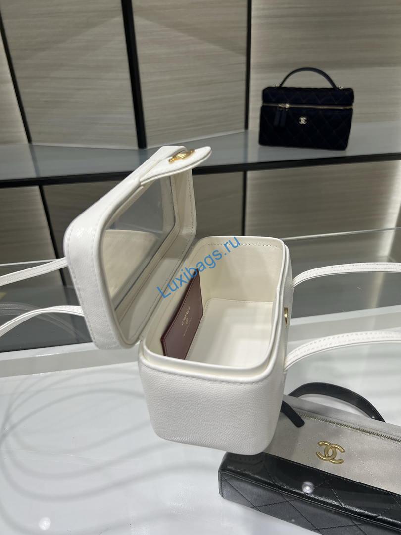 Chanel AP5067 26SS Long Vanity with Leather Strap Grained Shiny Calfskin & Gold-Tone Metal White | chanel ap5067 26ss long vanity with leather strap grained shiny calfskin gold tone metal white 07