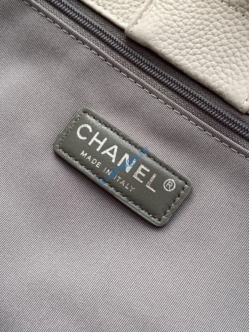 chanel as6056 cerf leather exterior medium tote bags white 8 Chanel AS6056 Cerf Leather Exterior Medium Tote Bags White | chanel as6056 cerf leather exterior medium tote bags 09