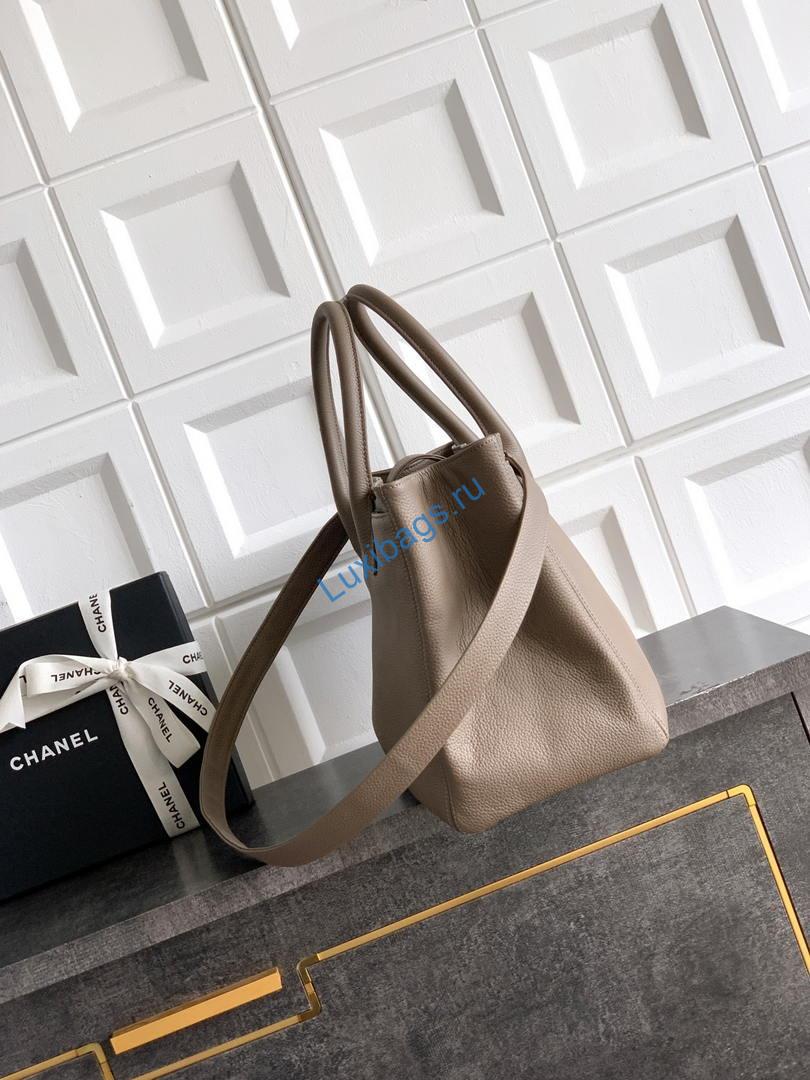 chanel as6056 cerf leather exterior medium tote bags gray 1 Chanel AS6056 Cerf Leather Exterior Medium Tote Bags Gray | chanel as6056 cerf leather exterior medium tote bags 20