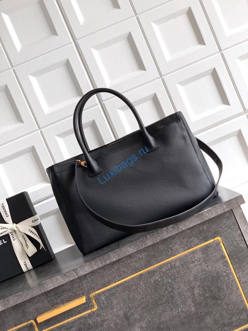 Chanel AS6056 Cerf Leather Exterior Medium Tote Bags Black Gold | chanel as6056 cerf leather exterior medium tote bags black 12