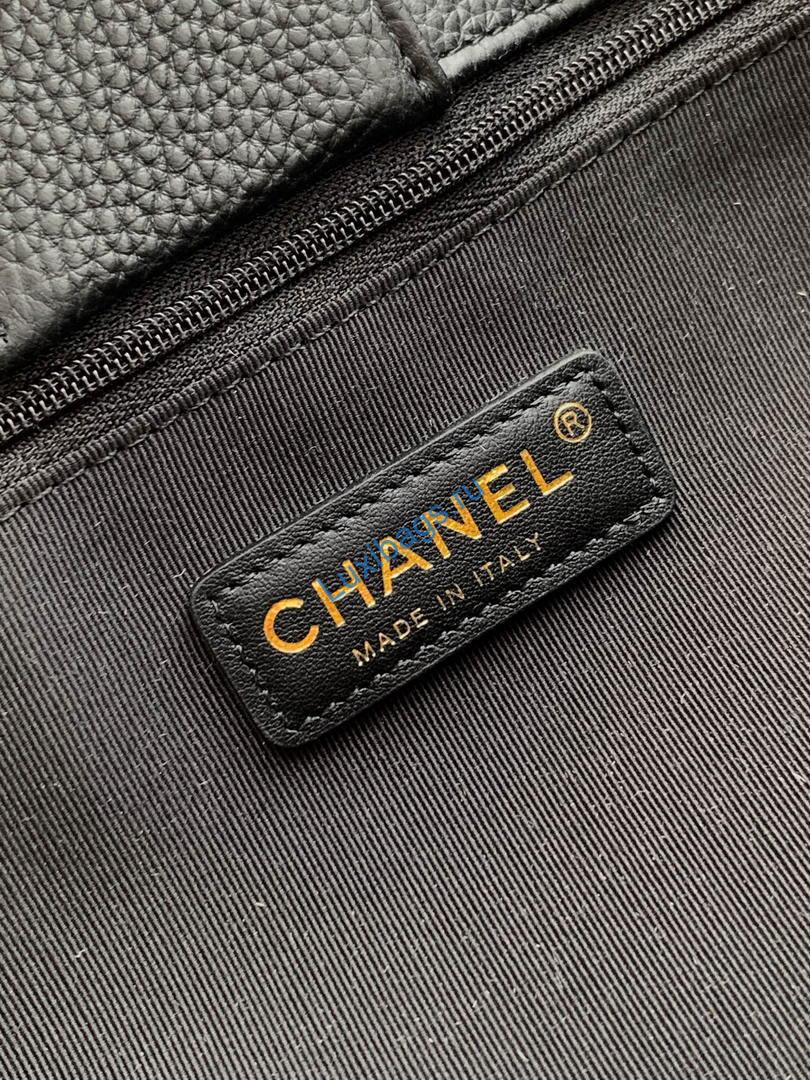 chanel as6056 cerf leather exterior medium tote bags black gold 8 Chanel AS6056 Cerf Leather Exterior Medium Tote Bags Black Gold | chanel as6056 cerf leather exterior medium tote bags black 18