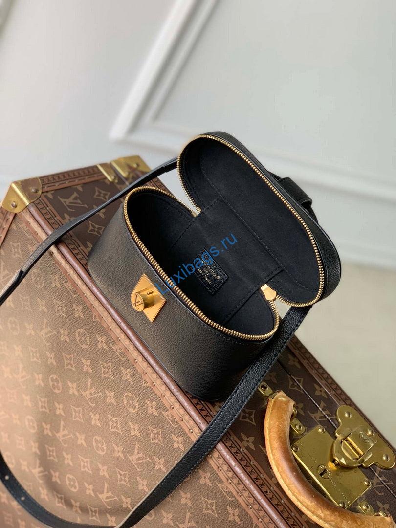 louis vuitton lv m27505 low key vanity pouch black 9 Louis Vuitton LV M27505 Low Key Vanity Pouch Black | louis vuitton lv m27505 low key vanity pouch black 10