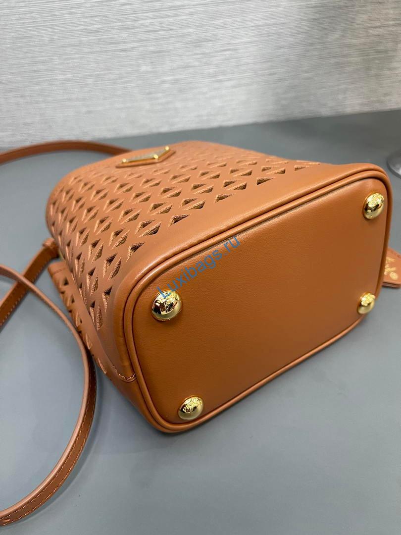 prada 1ba217 panier small saffiano leather bag tan hollow out 5 Prada 1BA217 Panier small Saffiano leather bag tan Hollow out | prada 1ba217 panier small saffiano leather bag 015