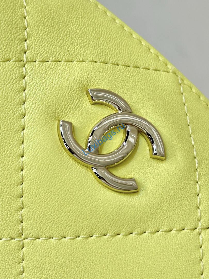 Chanel AS6138 Hobo Handbag Shiny Lambskin & Gold-Tone Metal Yellow | chanel as6138 hobo handbag shiny lambskin gold tone metal 003