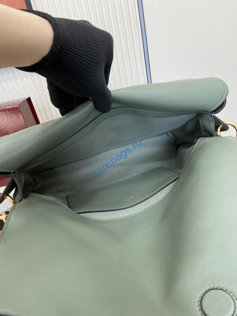 gucci 857362 large shoulder with chain bag leather green gg 7 Gucci 857362 Large Shoulder With Chain Bag Leather Green GG | gucci 857362 large shoulder with chain bag leather black gg 018
