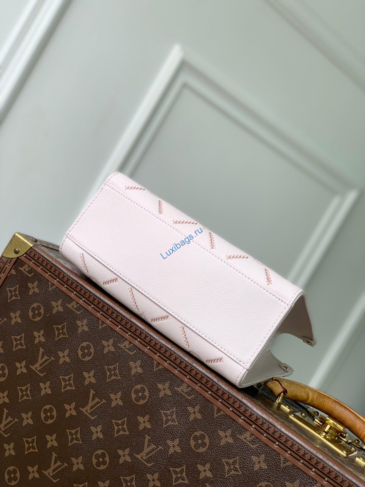 louis vuitton lv m28528 onthego pm bag light bliss couture 3 Louis Vuitton LV M28528 Onthego PM Bag Light Bliss Couture | louis vuitton lv m28528 onthego pm bag light bliss couture 4