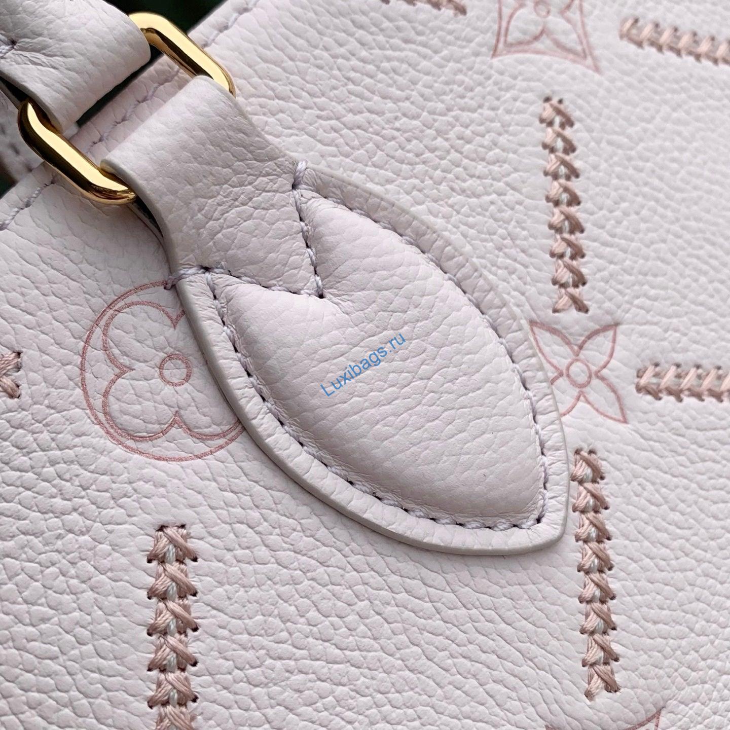 louis vuitton lv m28528 onthego pm bag light bliss couture 4 Louis Vuitton LV M28528 Onthego PM Bag Light Bliss Couture | louis vuitton lv m28528 onthego pm bag light bliss couture 5