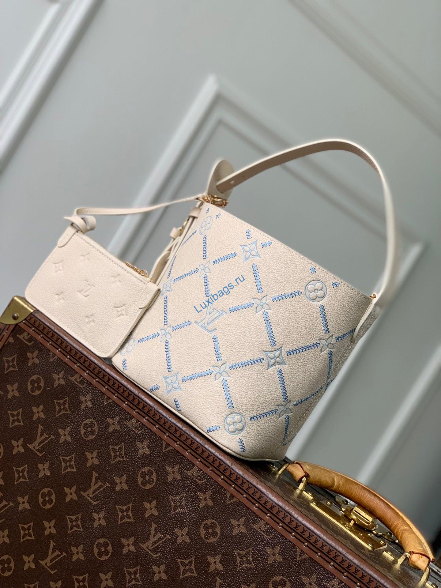 Louis Vuitton LV M28910 All In BB Bag Quartz Couture
