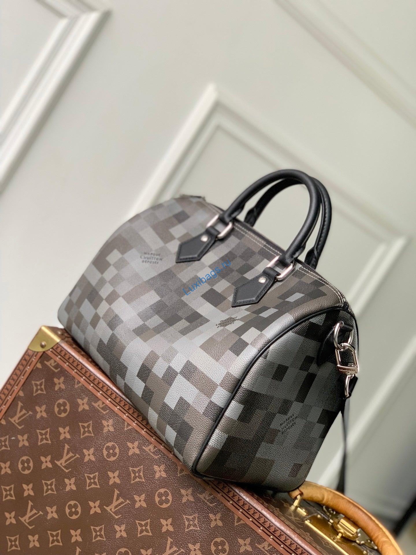 Louis Vuitton LV M28977 Speedy 30 Bandoulière Bag Black | louis vuitton lv m28977 speedy 30 bandouliere bag black 2