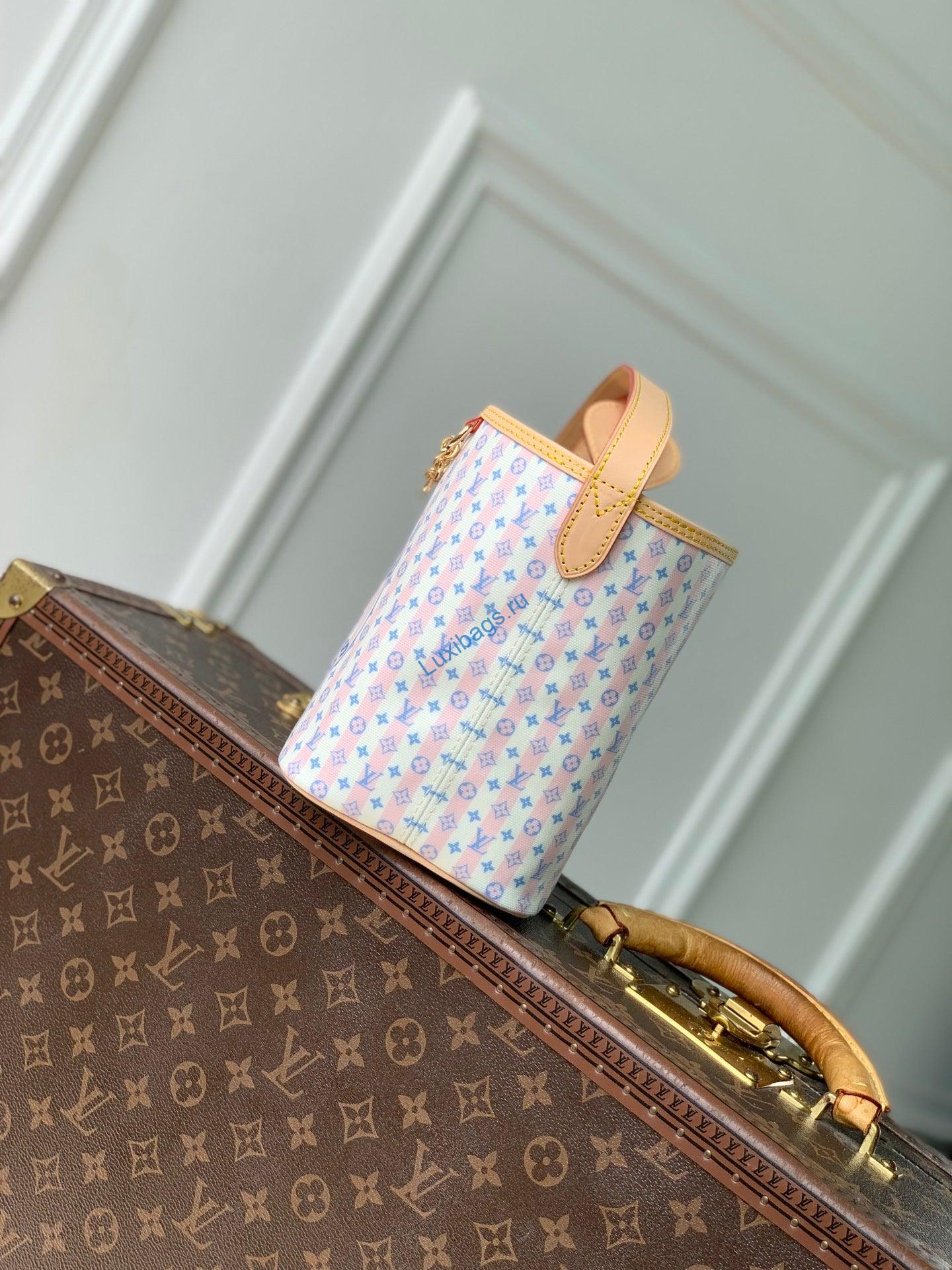 louis vuitton lv m29115 all in bb bag blue 3 Louis Vuitton LV M29115 All In BB Bag Blue | louis vuitton lv m29115 all in bb bag blue 4