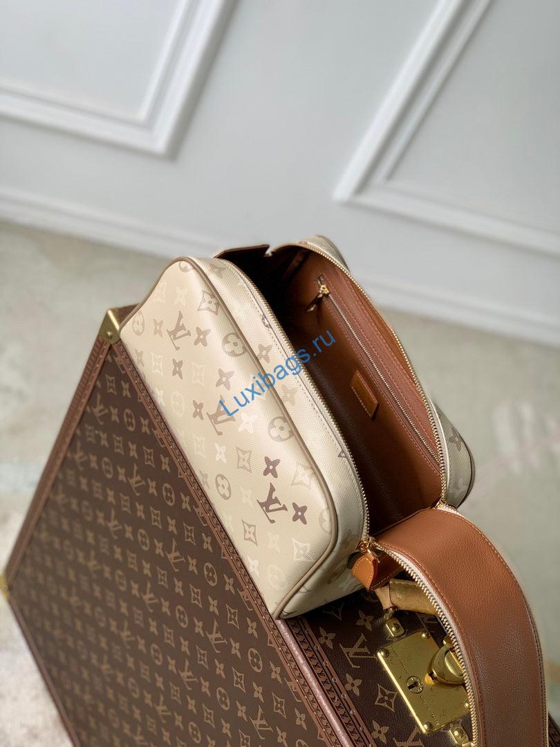 louis vuitton lv m29161 dopp kit bag sand beige 9 Louis Vuitton LV M29161 Dopp Kit Bag Sand Beige | louis vuitton lv m29161 dopp kit bag sand beige 10