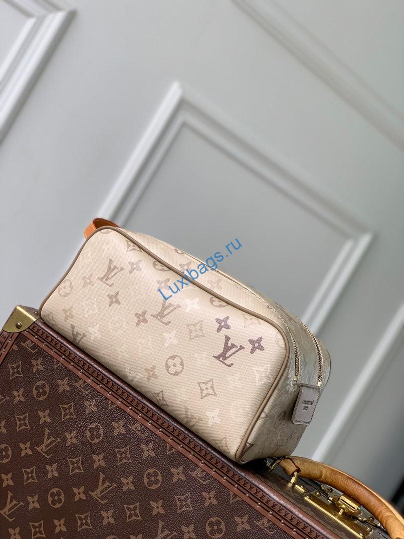 louis vuitton lv m29161 dopp kit bag sand beige 3 Louis Vuitton LV M29161 Dopp Kit Bag Sand Beige | louis vuitton lv m29161 dopp kit bag sand beige 4