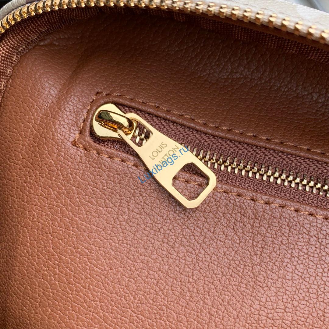 louis vuitton lv m29161 dopp kit bag sand beige 7 Louis Vuitton LV M29161 Dopp Kit Bag Sand Beige | louis vuitton lv m29161 dopp kit bag sand beige 8