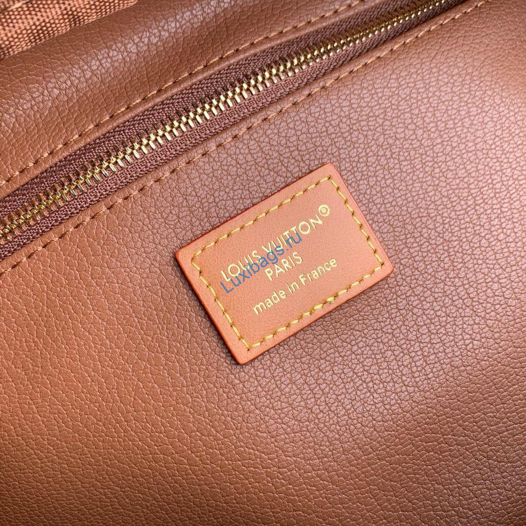 louis vuitton lv m29161 dopp kit bag sand beige 8 Louis Vuitton LV M29161 Dopp Kit Bag Sand Beige | louis vuitton lv m29161 dopp kit bag sand beige 9