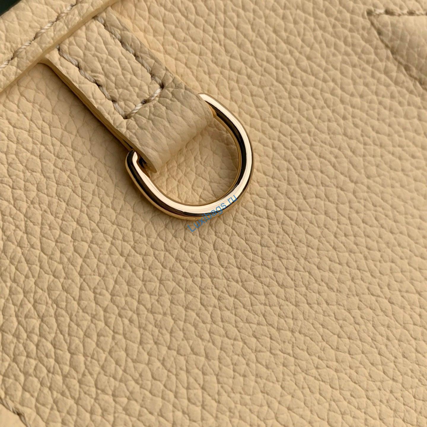 louis vuitton lv m29228 neverfull bandoulière inside out bb bag monogram banane 13 Louis Vuitton LV M29228 Neverfull Bandoulière Inside Out BB Bag Monogram Banane | louis vuitton lv m29228 neverfull bandouliere inside out bb bag monogram banane 14
