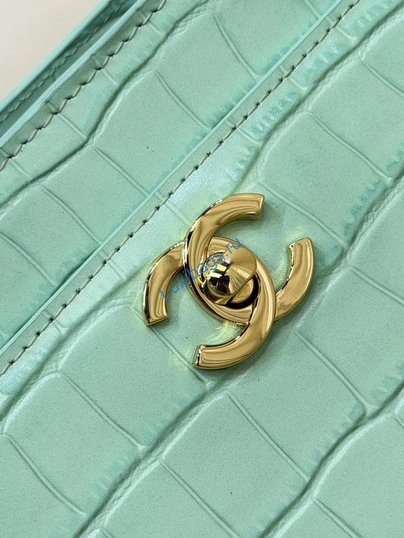 Chanel 26 SS Runway Collection Shopping Bag AS6243 Crocodile-embossed Calfskin green | chanel 26 ss runway collection shopping bag as6243 crocodile embossed calfskin 013