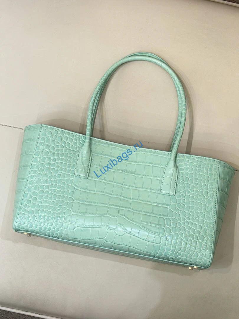 Chanel 26 SS Runway Collection Shopping Bag AS6243 Crocodile-embossed Calfskin green | chanel 26 ss runway collection shopping bag as6243 crocodile embossed calfskin 016