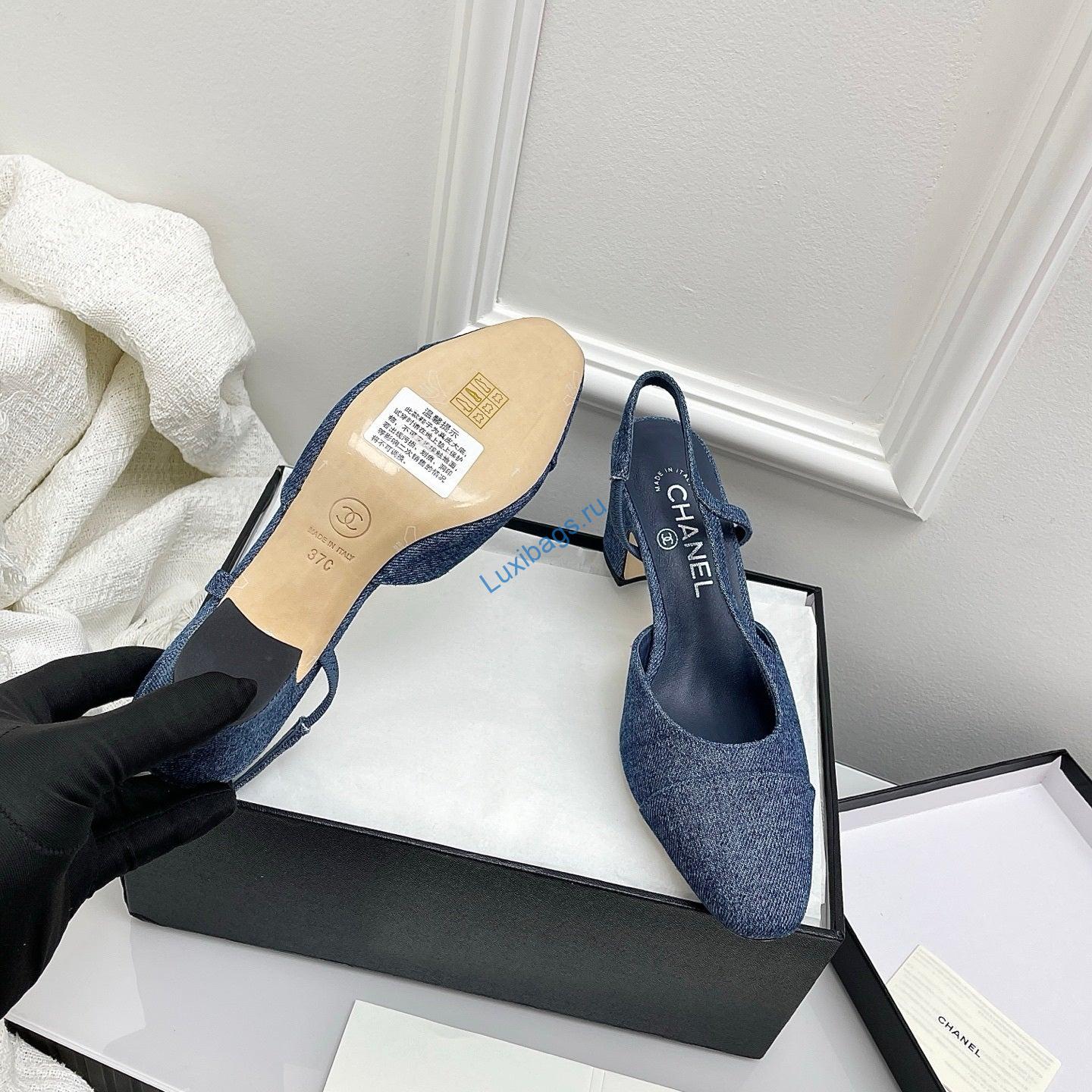 chanel women's classic slingback ballet shoes 6.5 cm c93315 4 Chanel Women's Classic Slingback Ballet Shoes 6.5 cm C93315 | chanel womens classic slingback ballet shoes 6 5 cm c93315 5