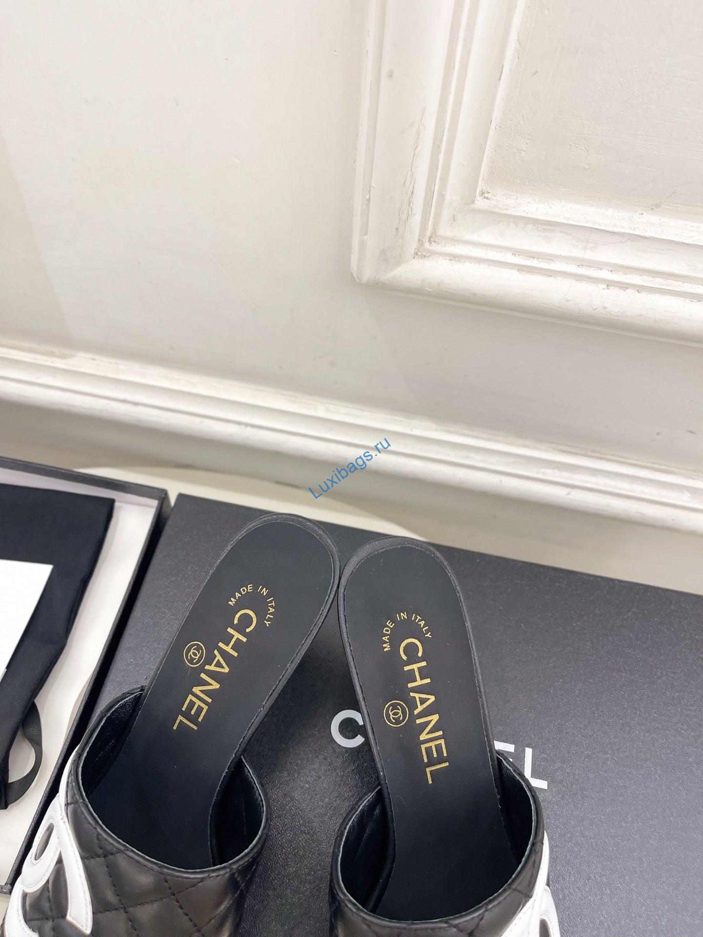 chanel women's diamond-patterned slippers 7.5cm c93336 6 Chanel Women's Diamond-patterned Slippers 7.5cm C93336 | chanel womens diamond patterned slippers 7 5cm c93336 7