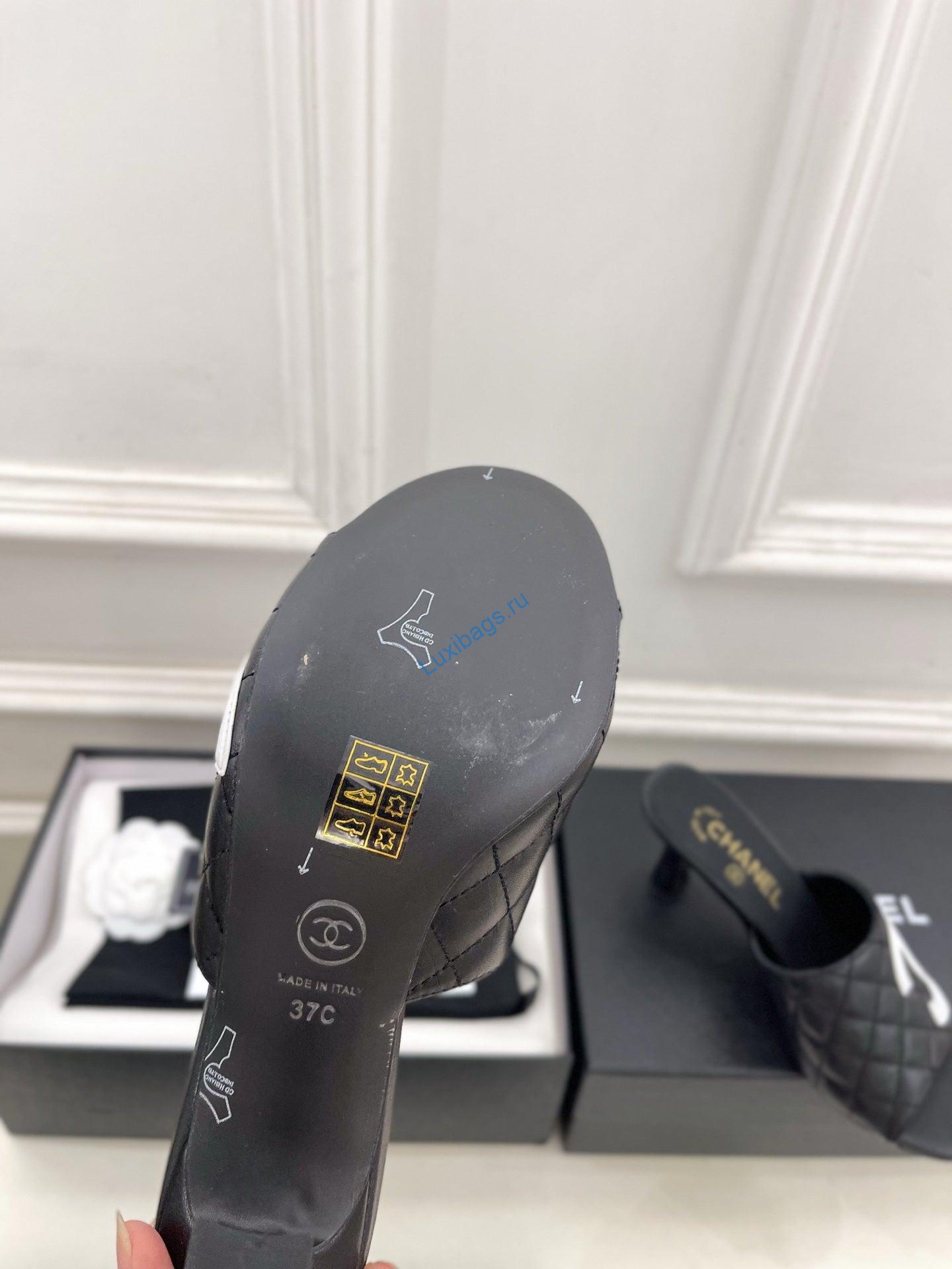 chanel women's diamond-patterned slippers 7.5cm c93336 8 Chanel Women's Diamond-patterned Slippers 7.5cm C93336 | chanel womens diamond patterned slippers 7 5cm c93336 9