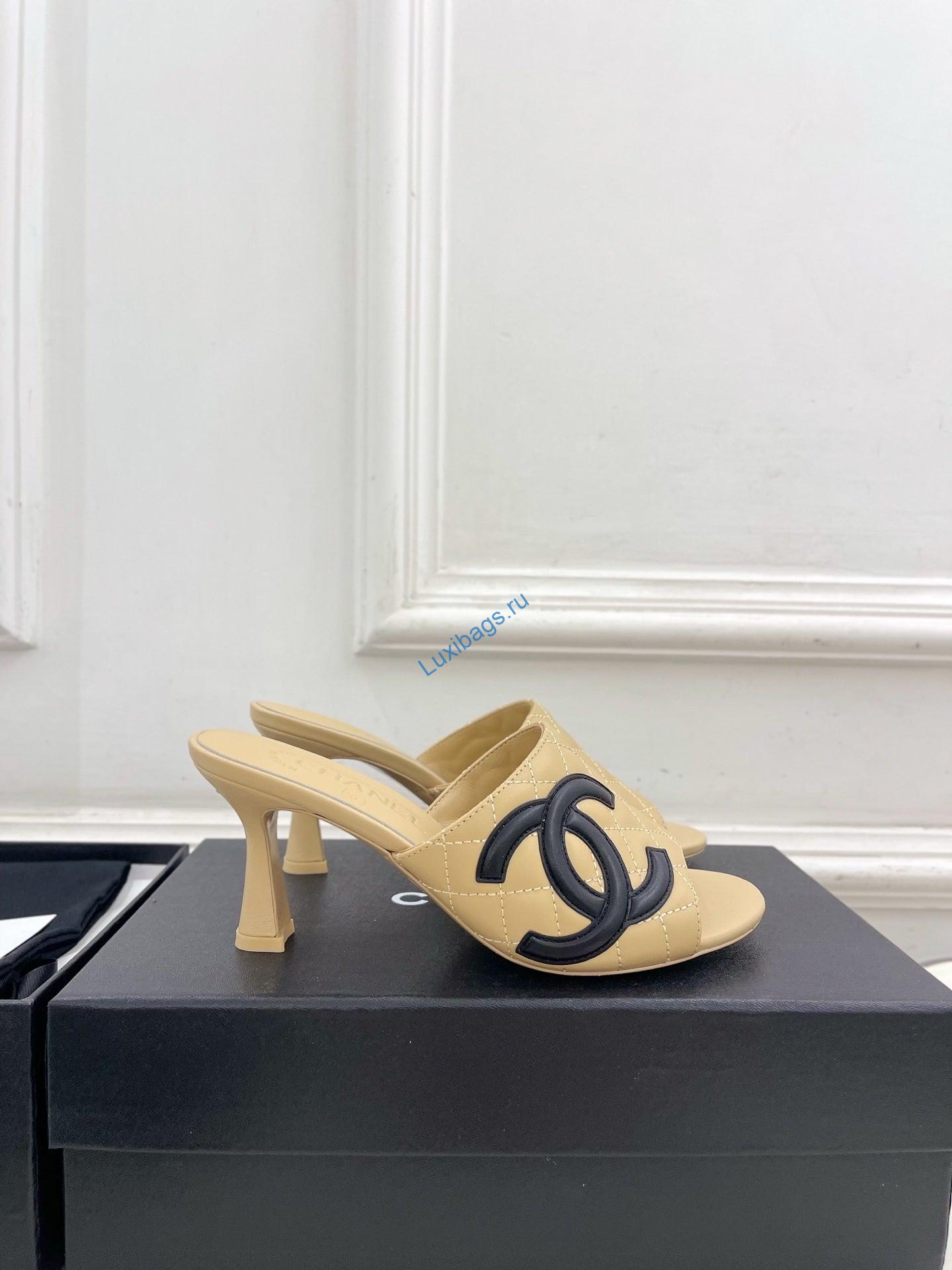 chanel women's diamond-patterned slippers 7.5cm c93338 1 Chanel Women's Diamond-patterned Slippers 7.5cm C93338 | chanel womens diamond patterned slippers 7 5cm c93338 2