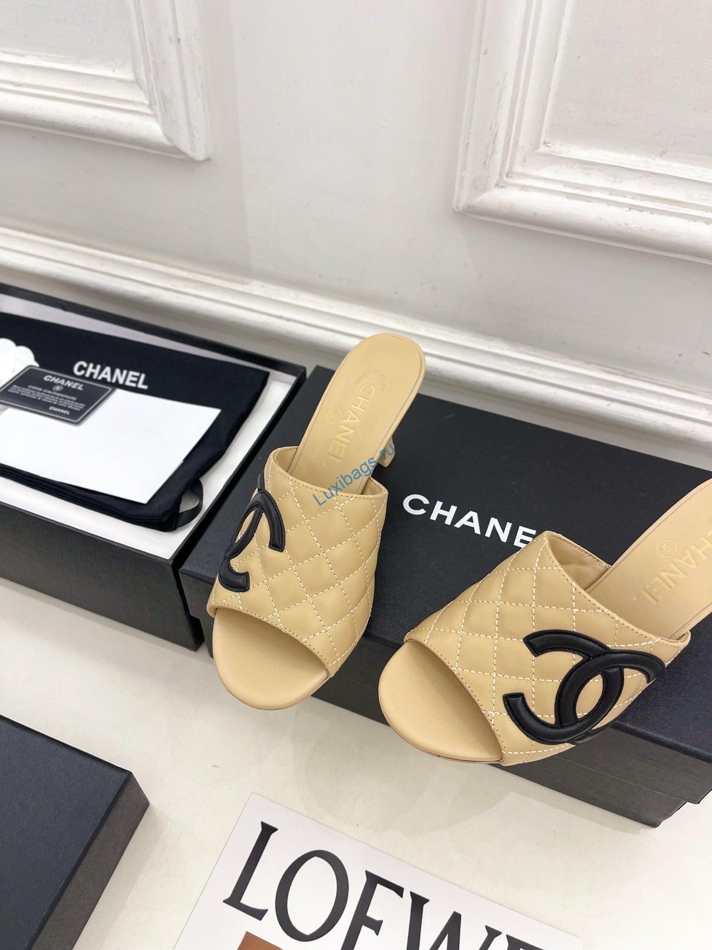 chanel women's diamond-patterned slippers 7.5cm c93338 5 Chanel Women's Diamond-patterned Slippers 7.5cm C93338 | chanel womens diamond patterned slippers 7 5cm c93338 6