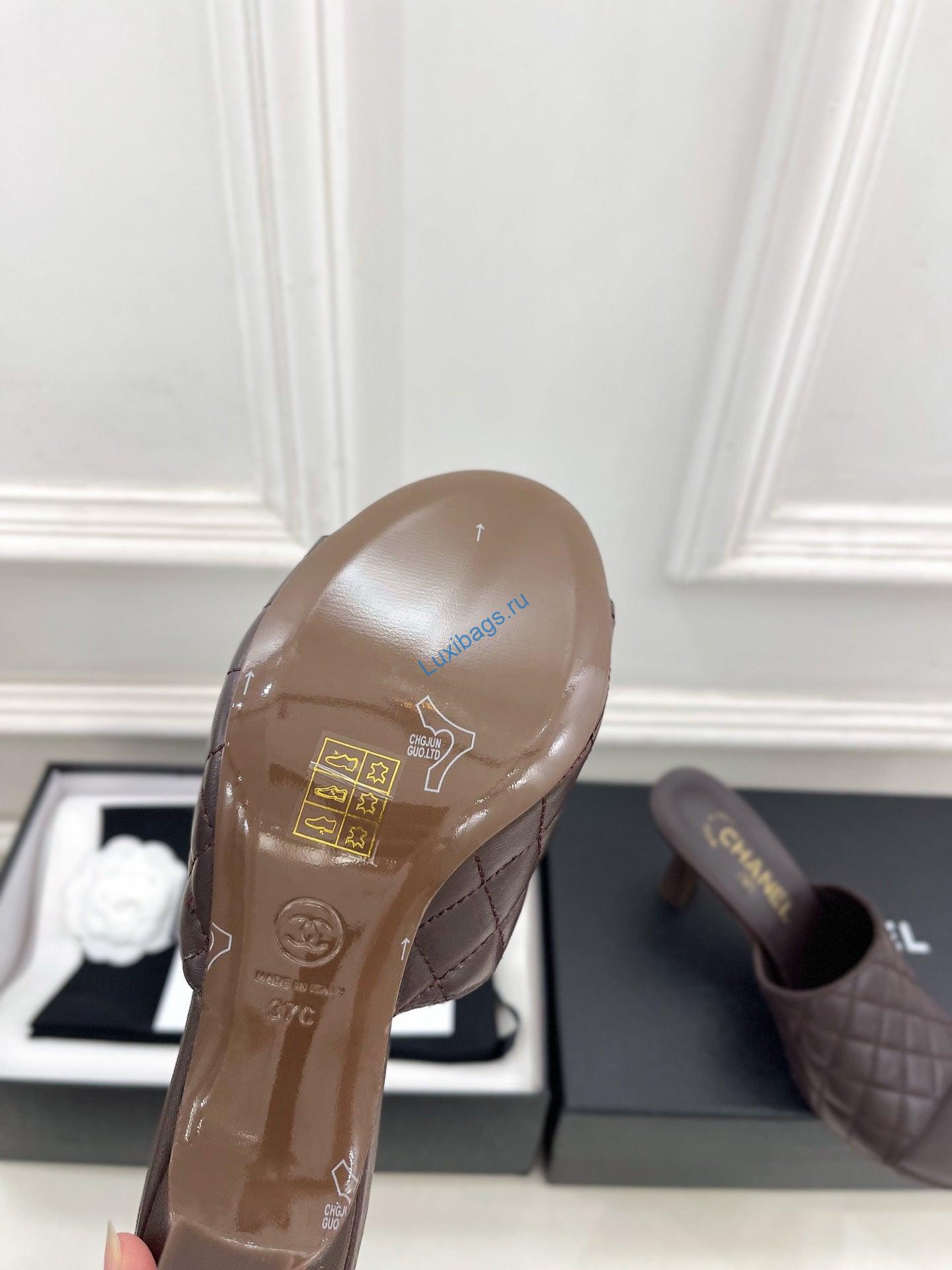 chanel women's diamond-patterned slippers 7.5cm c93347 8 Chanel Women's Diamond-patterned Slippers 7.5cm C93347 | chanel womens diamond patterned slippers 7 5cm c93347 9