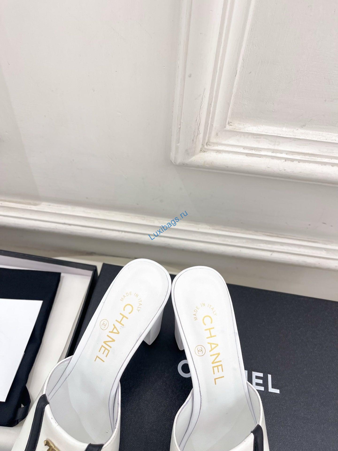 chanel women's square-toe flip-top slippers 8.5cm c93332 6 Chanel Women's Square-toe Flip-top Slippers 8.5cm C93332 | chanel womens square toe flip top slippers 8 5cm c93332 7