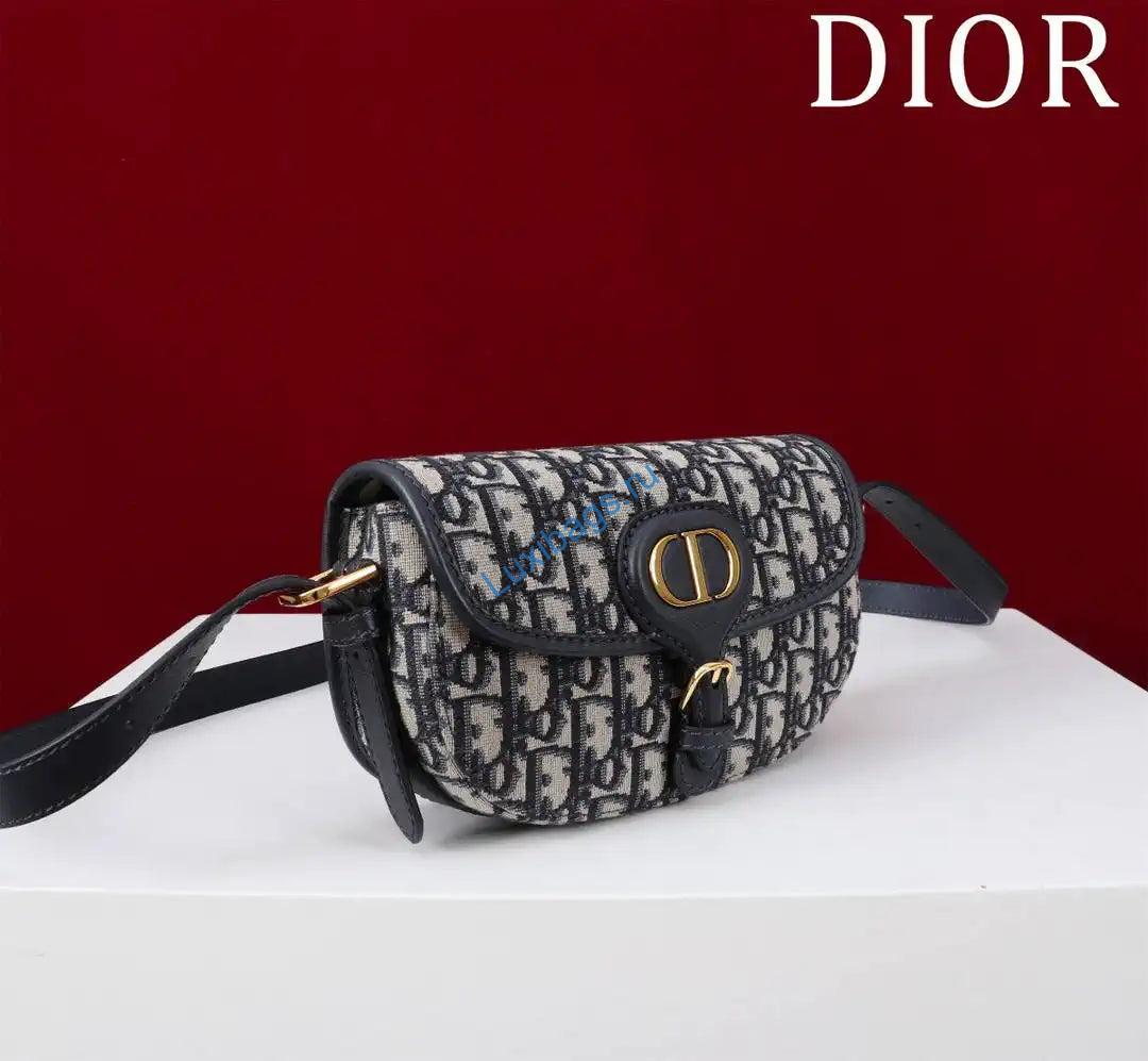 dior m9335 dior bobby east-west bag blue dior oblique jacquard 1 Dior M9335 Dior Bobby East-West Bag Blue Dior Oblique Jacquard | dior m9335 dior bobby east west bag blue dior oblique jacquard 02