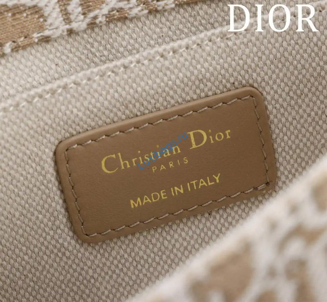dior m9335 dior bobby east-west bag tan dior oblique jacquard 8 Dior M9335 Dior Bobby East-West Bag Tan Dior Oblique Jacquard | dior m9335 dior bobby east west bag tan dior oblique jacquard 09