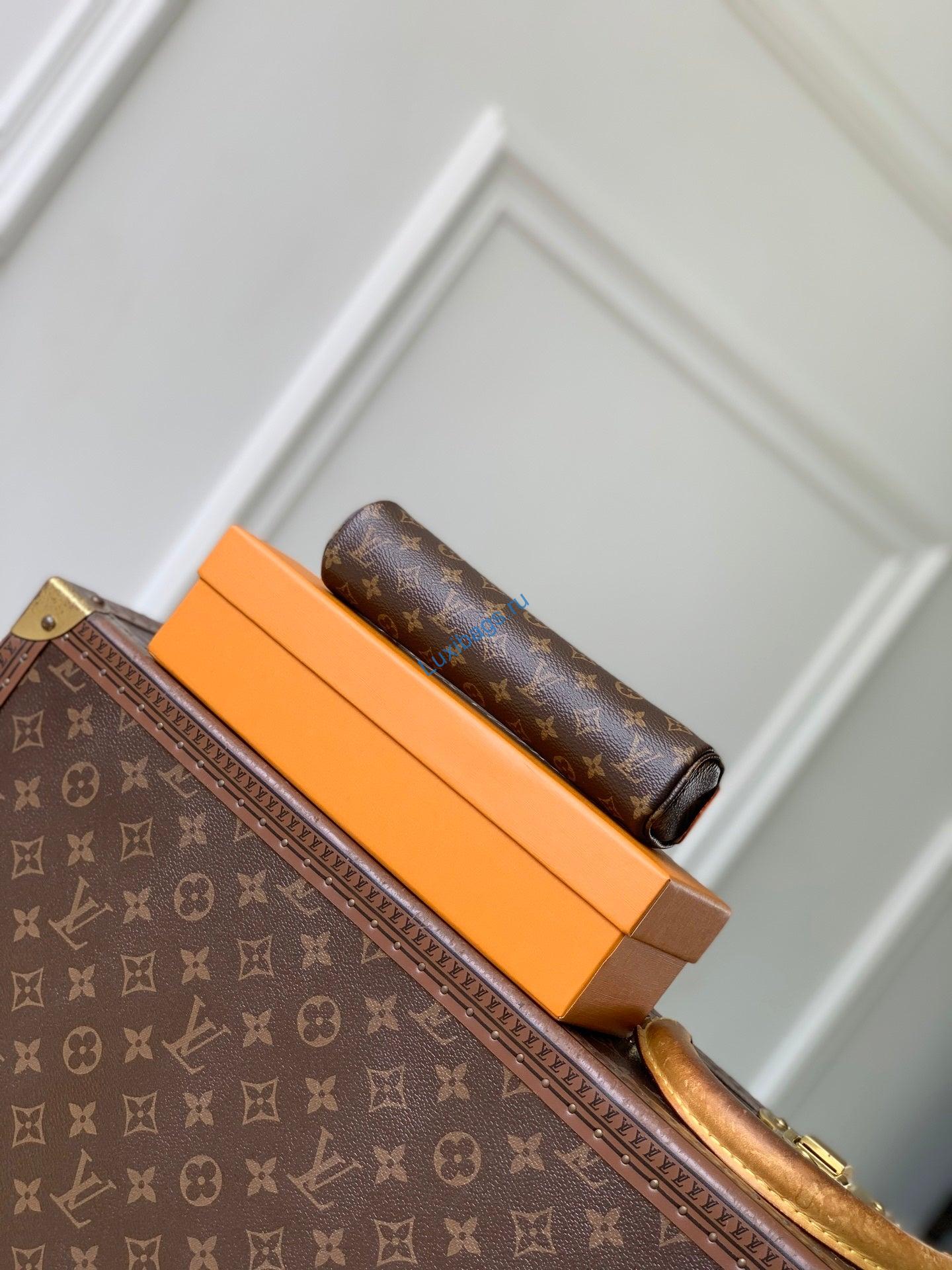 louis vuitton lv m28059 pochette pencil bag 2 Louis Vuitton LV M28059 Pochette Pencil Bag | louis vuitton lv m28059 pochette pencil bag 3