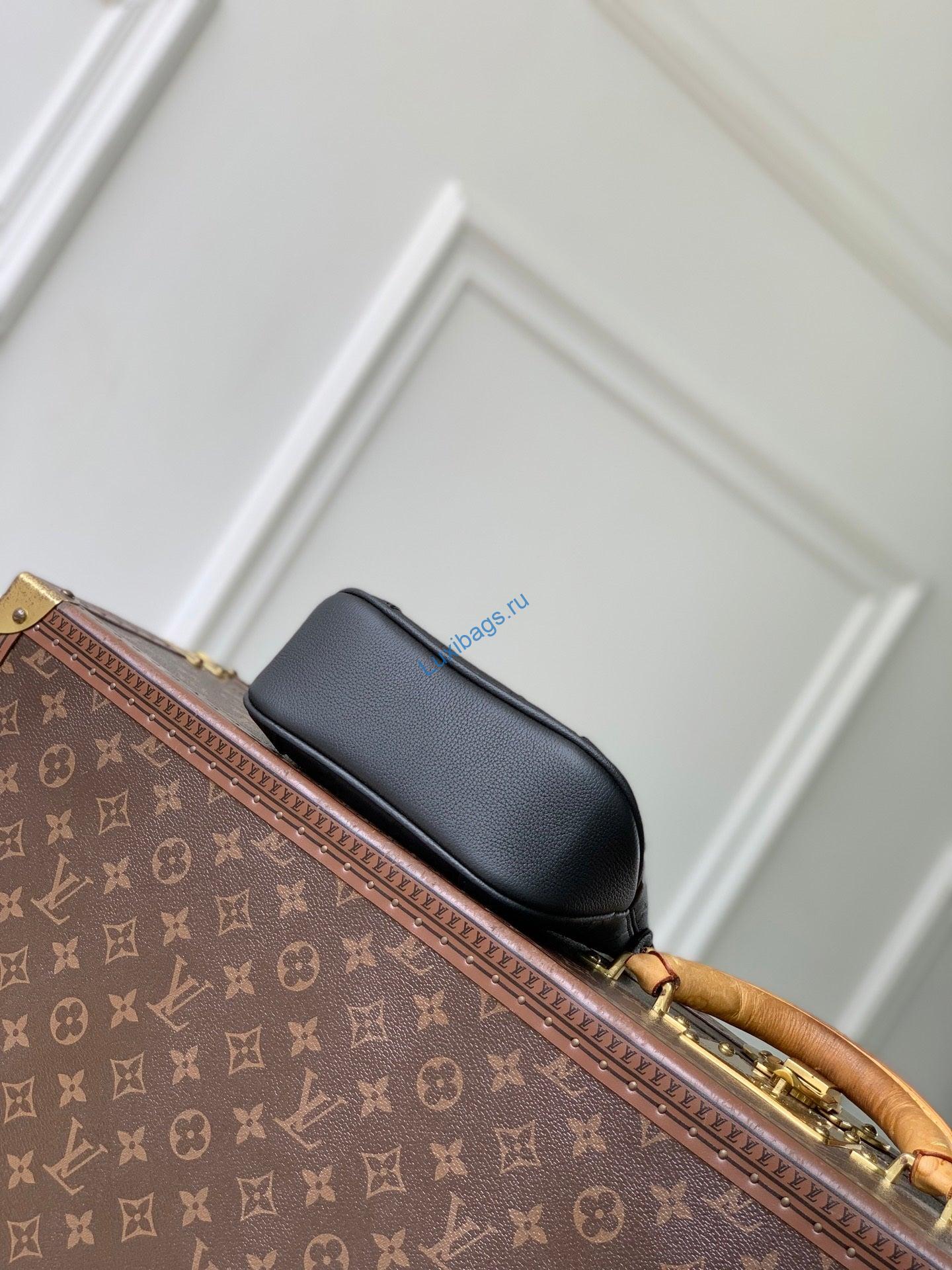 louis vuitton lv m28427 nano boulogne bag black 3 Louis Vuitton LV M28427 Nano Boulogne Bag Black | louis vuitton lv m28427 nano boulogne bag black 4