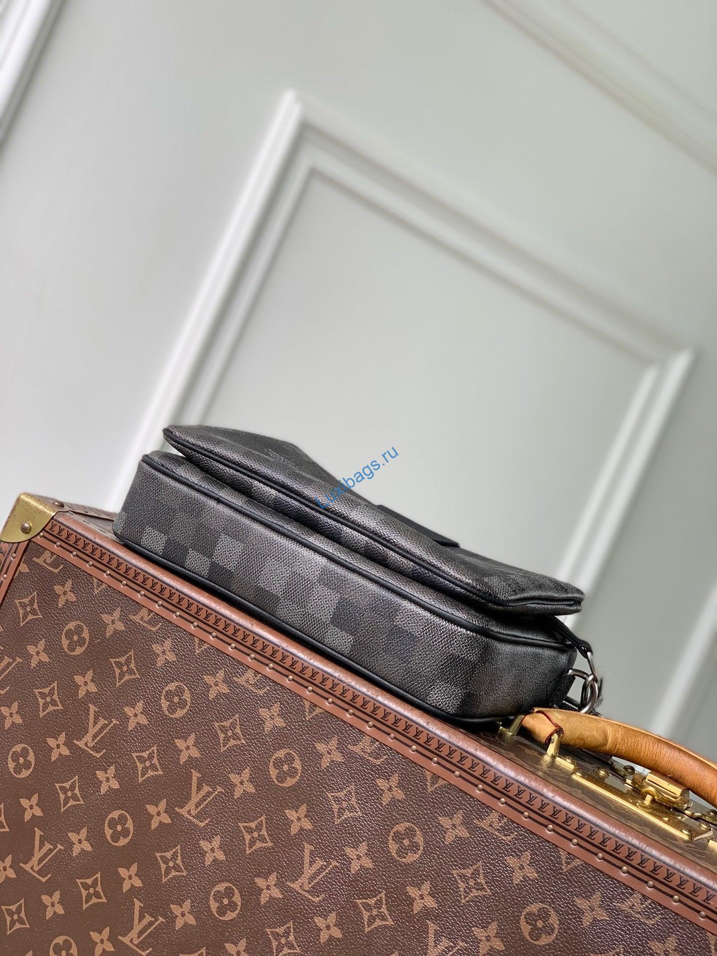 louis vuitton lv m28602 trio messenger bag black 3 Louis Vuitton LV M28602 Trio Messenger Bag Black | louis vuitton lv m28602 trio messenger bag black 4