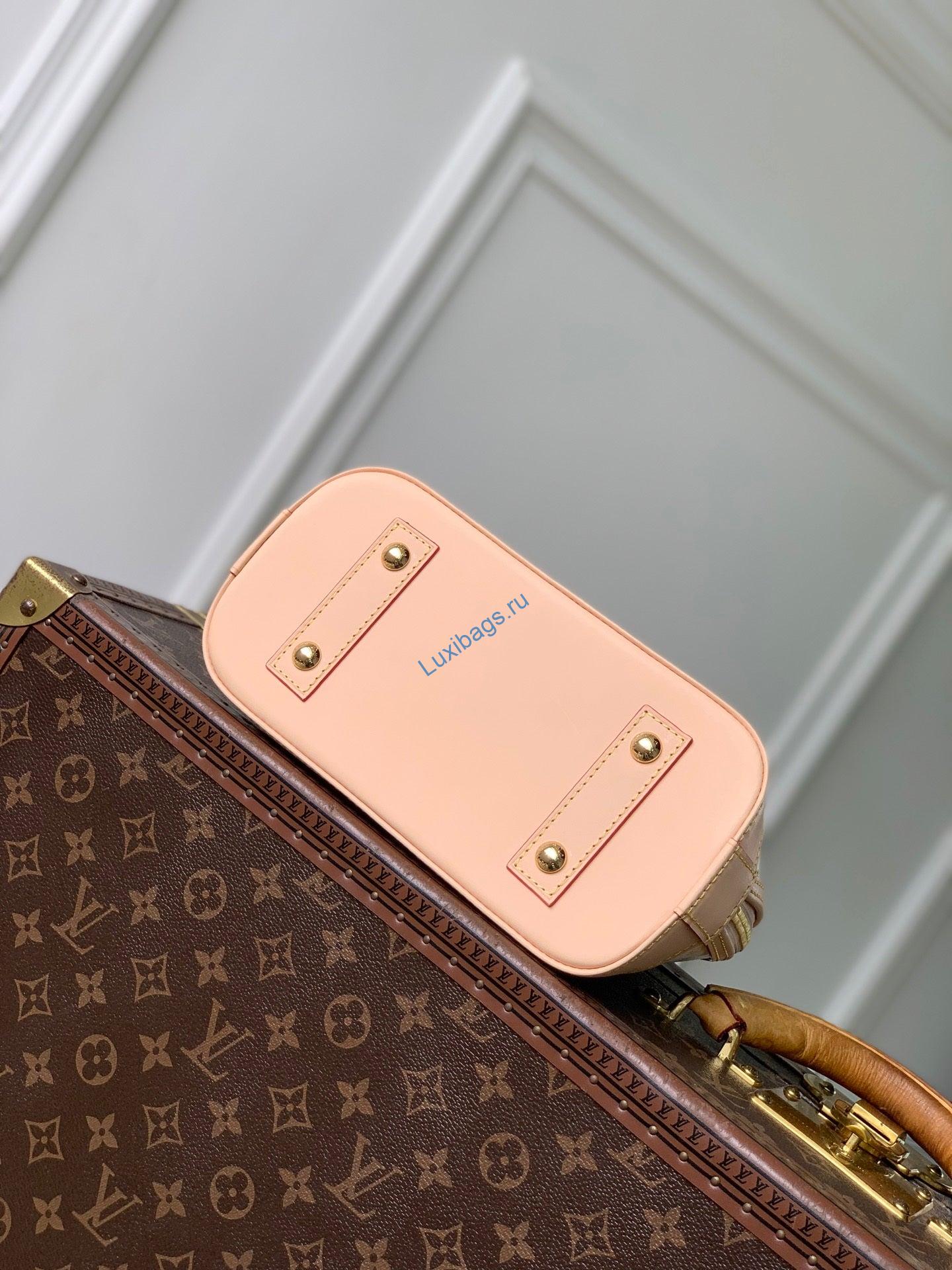 louis vuitton lv m28672 alma bb bag banana 3 Louis Vuitton LV M28672 Alma BB Bag Banana | louis vuitton lv m28672 alma bb bag banana 4
