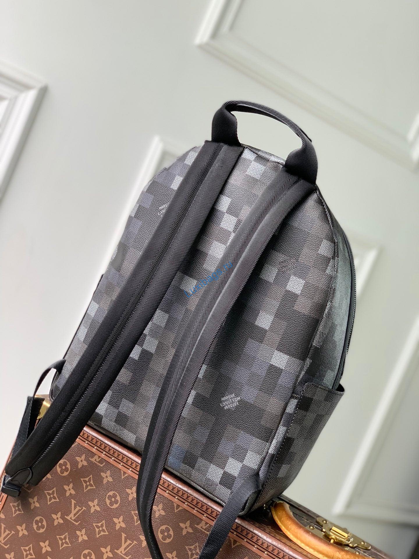 louis vuitton lv m28789 discovery backpack pm black 2 Louis Vuitton LV M28789 Discovery Backpack PM Black | louis vuitton lv m28789 discovery backpack pm black 3