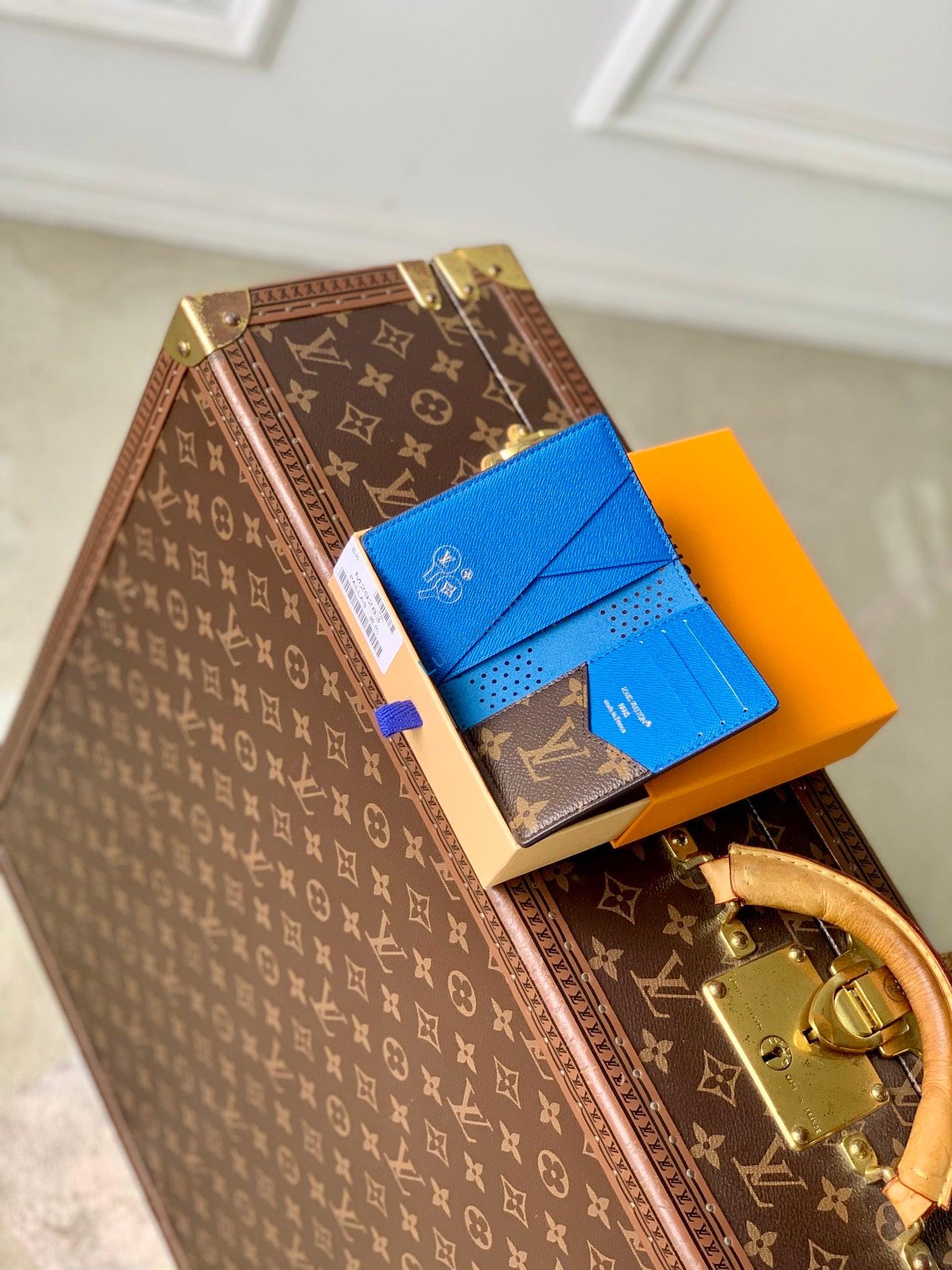 louis vuitton lv m29283 pocket organizer blue 8 Louis Vuitton LV M29283 Pocket Organizer Blue - Default Title - View 9