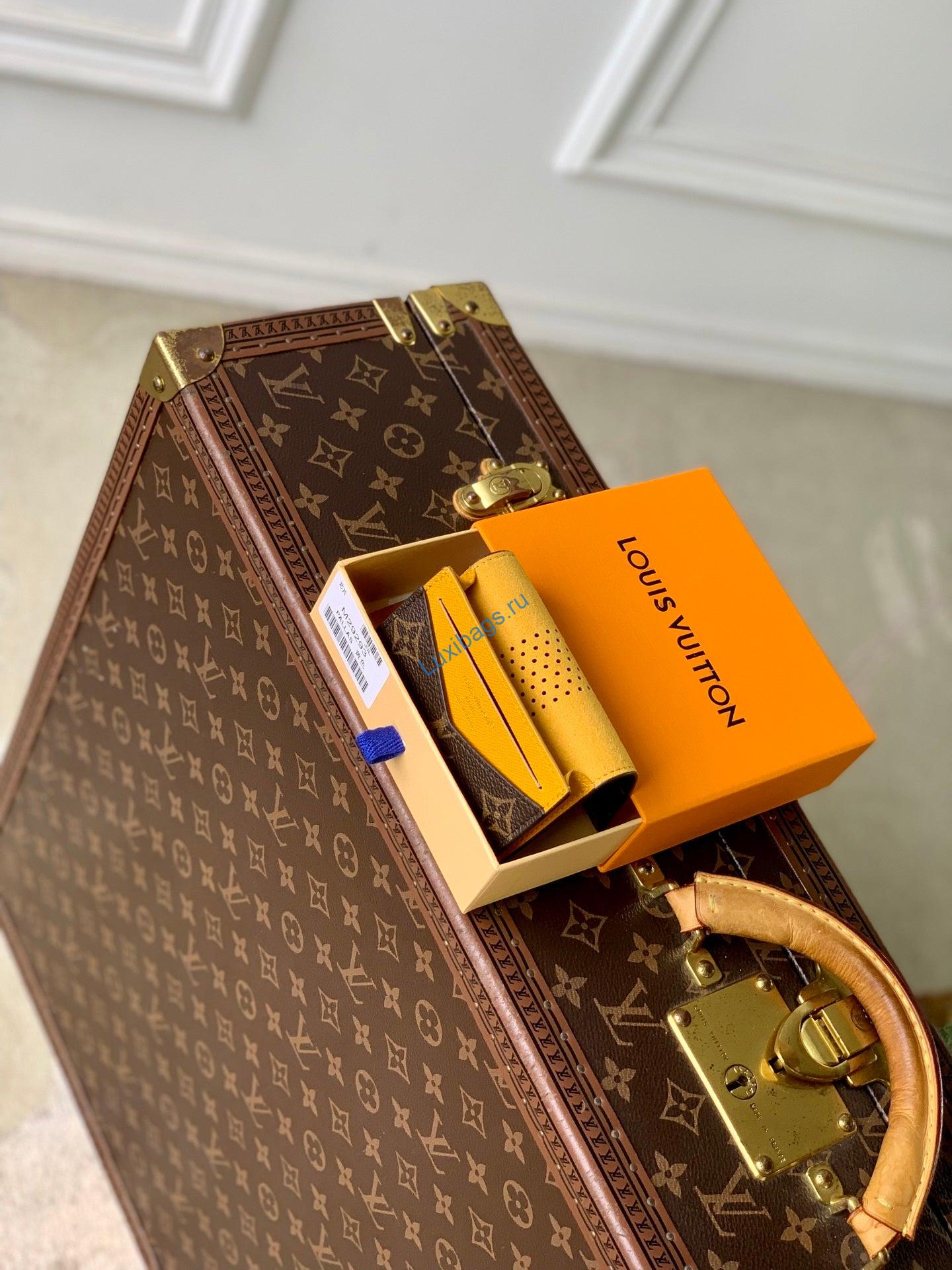 louis vuitton lv m29293 enveloppe carte de visite yellow 8 Louis Vuitton LV M29293 Enveloppe Carte de Visite Yellow - Default Title - View 9