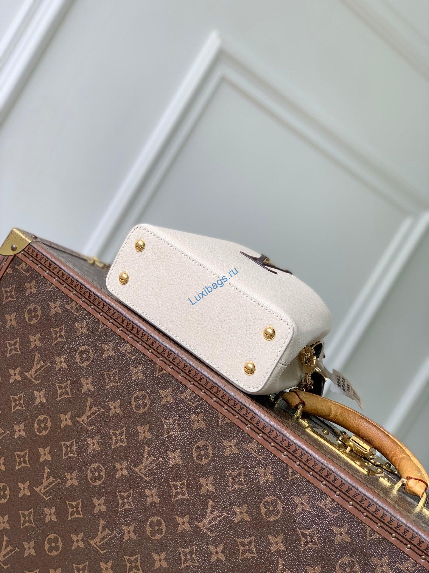 louis vuitton lv m29439 capucines mini bag cream/burnt mahogany 3 Louis Vuitton LV M29439 Capucines Mini Bag Cream/Burnt Mahogany | louis vuitton lv m29439 capucines mini bag white 4