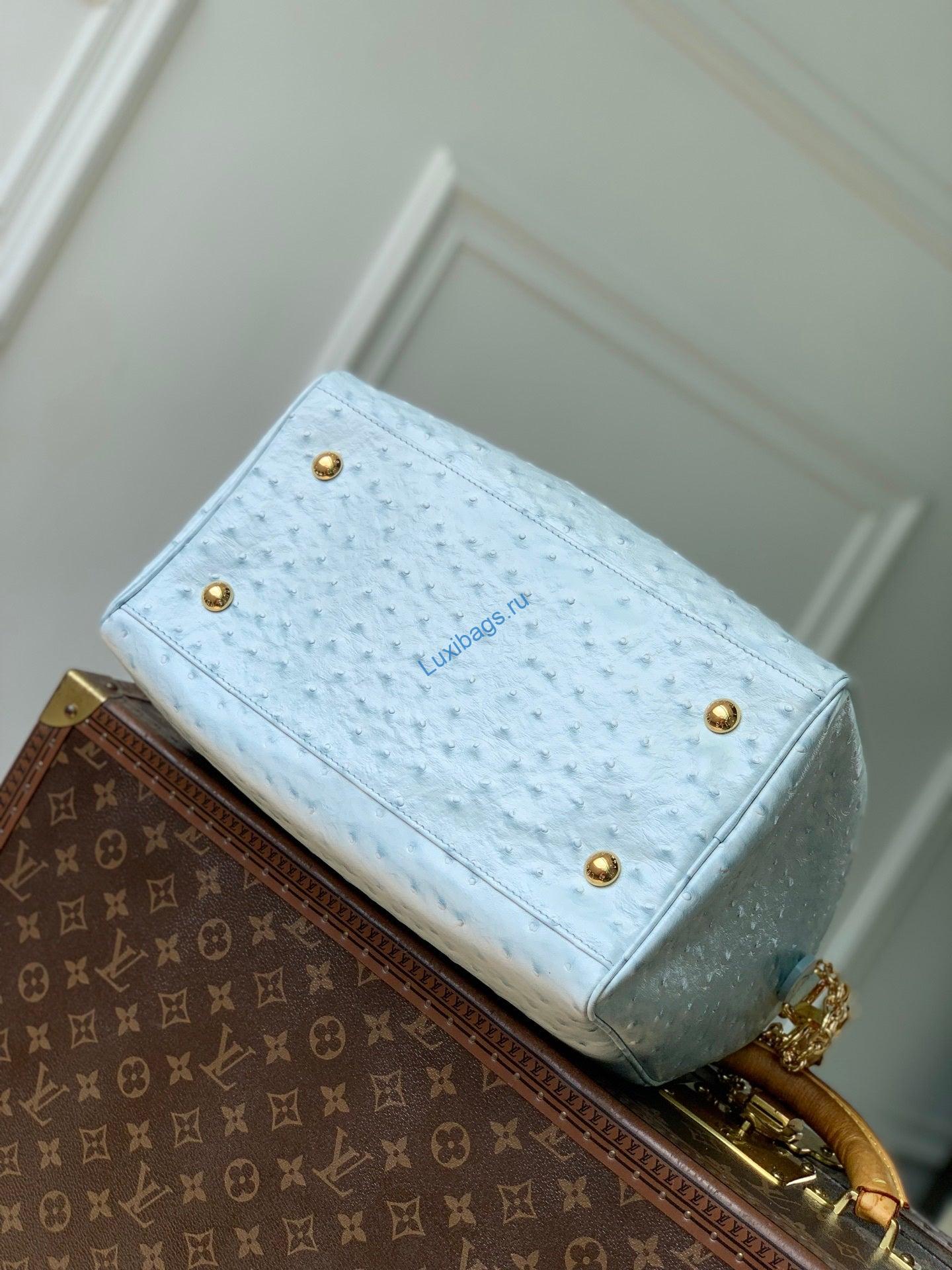 louis vuitton lv m41112 speedy soft 30 boho bag blue/ostrich pattern 8 Louis Vuitton LV M41112 Speedy Soft 30 Boho Bag Blue/Ostrich Pattern | louis vuitton lv m41112 speedy soft 30 boho bag blue ostrich pattern 4