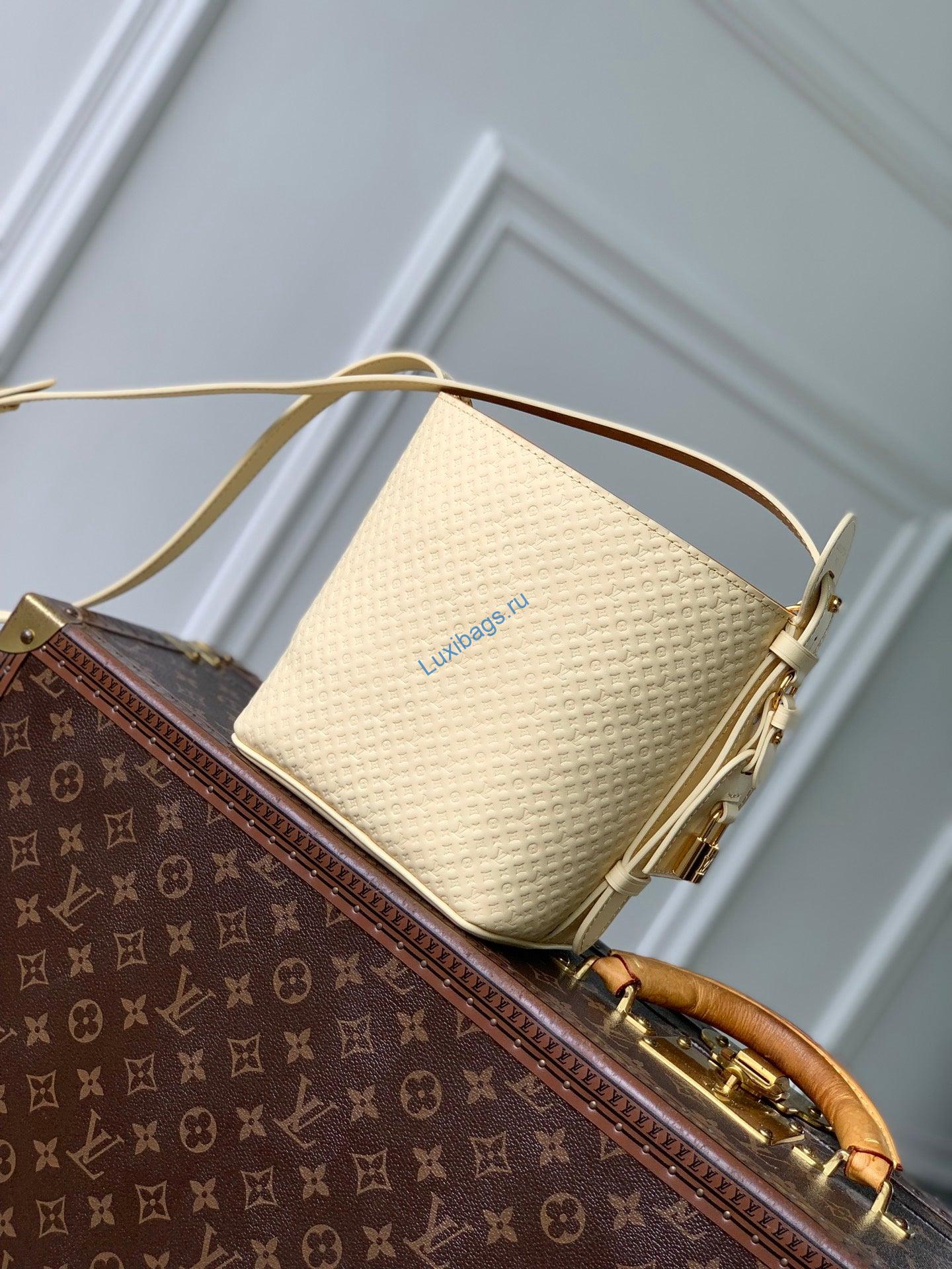 lv m29479 louis vuitton all in bb bag banane 2 LV M29479 Louis Vuitton All In BB Bag Banane | lv m29479 louis vuitton all in bb bag banane 3