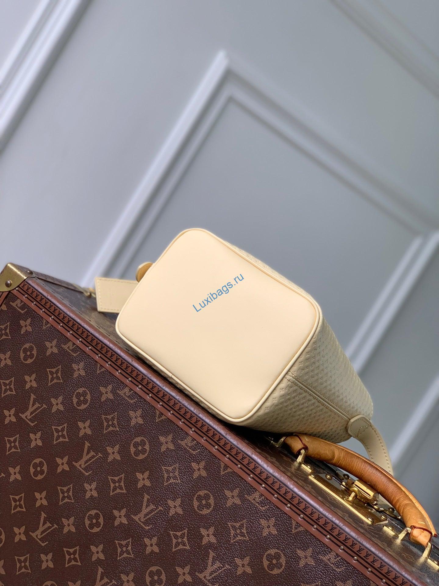 lv m29479 louis vuitton all in bb bag banane 3 LV M29479 Louis Vuitton All In BB Bag Banane | lv m29479 louis vuitton all in bb bag banane 4