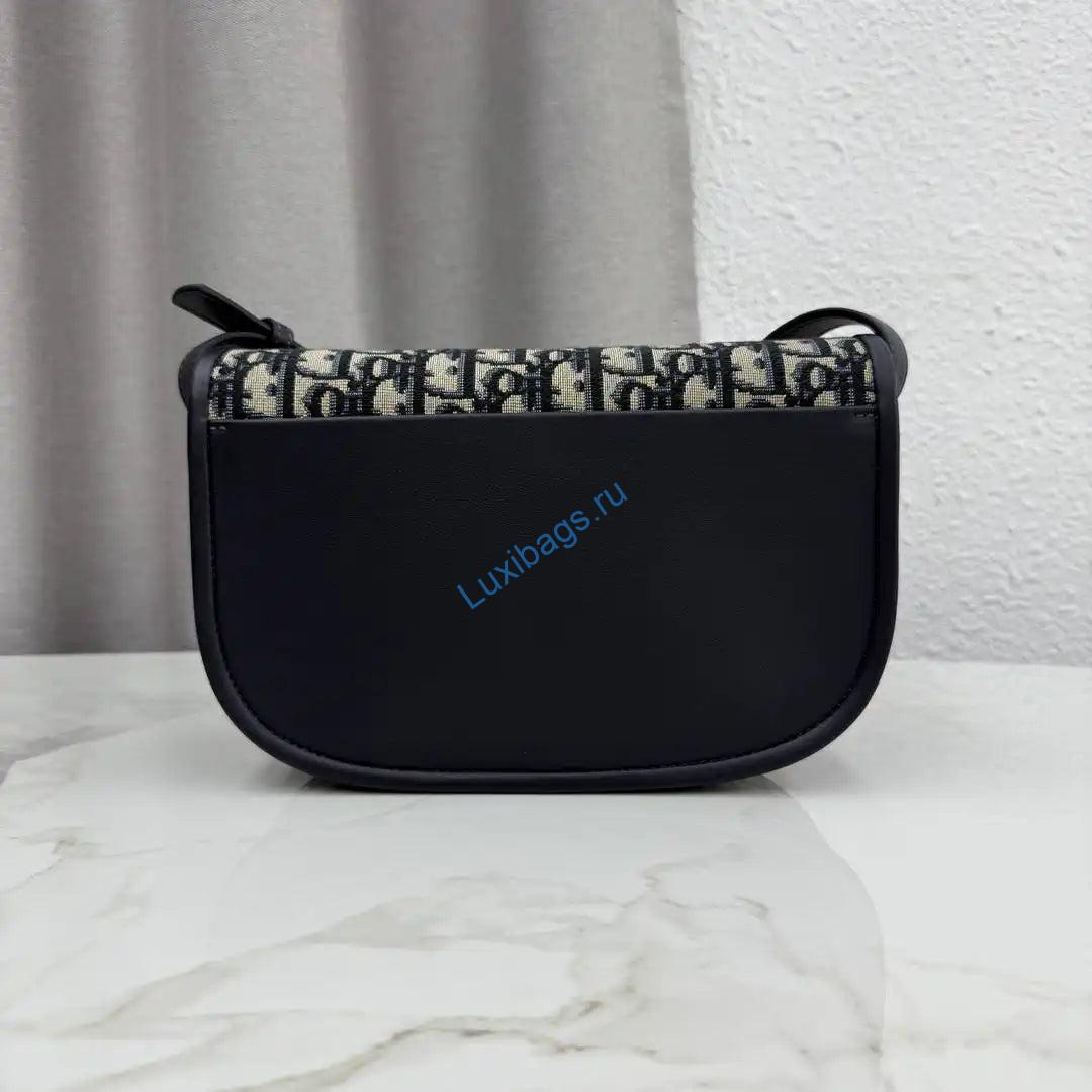 medium dior médaillon flap bag m3920qdwp_m900 blue dior oblique jacquard 4 Medium Dior Médaillon Flap Bag M3920QDWP_M900 Blue Dior Oblique Jacquard | medium dior medaillon flap bag m3920qdwp m900 blue dior oblique jacquard 5
